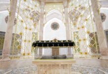 В Узбекистане впервые выставили древнейшую рукопись Корана эпохи халифа Усмана