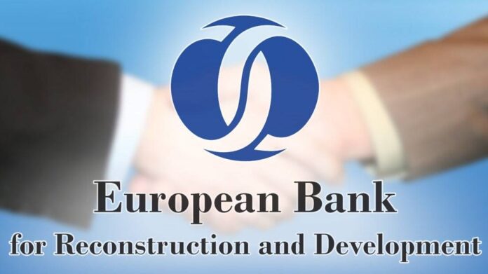 bdd3cfbf680a9f009af2b0d6a7d01fe3