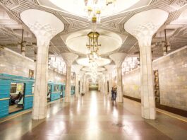 Инцидент в ташкентском метро: поезд отправили в депо после вмешательства пассажира