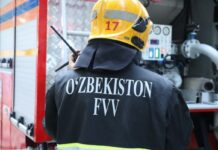 Крупный пожар на рынке в Ташкенте: продавцы спасали товар из огня